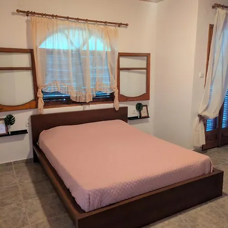 Nea Potidaia House * Nea Poteidaia
